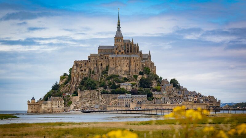 Histoire du Mont Saint Michel des origines à nos jours
