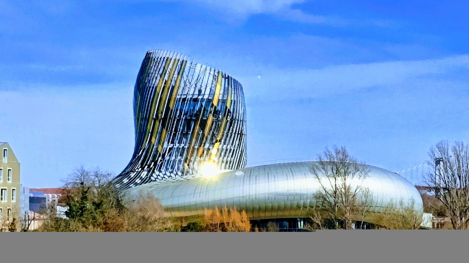 Visiter la Cité du Vin en groupe le guide 2026