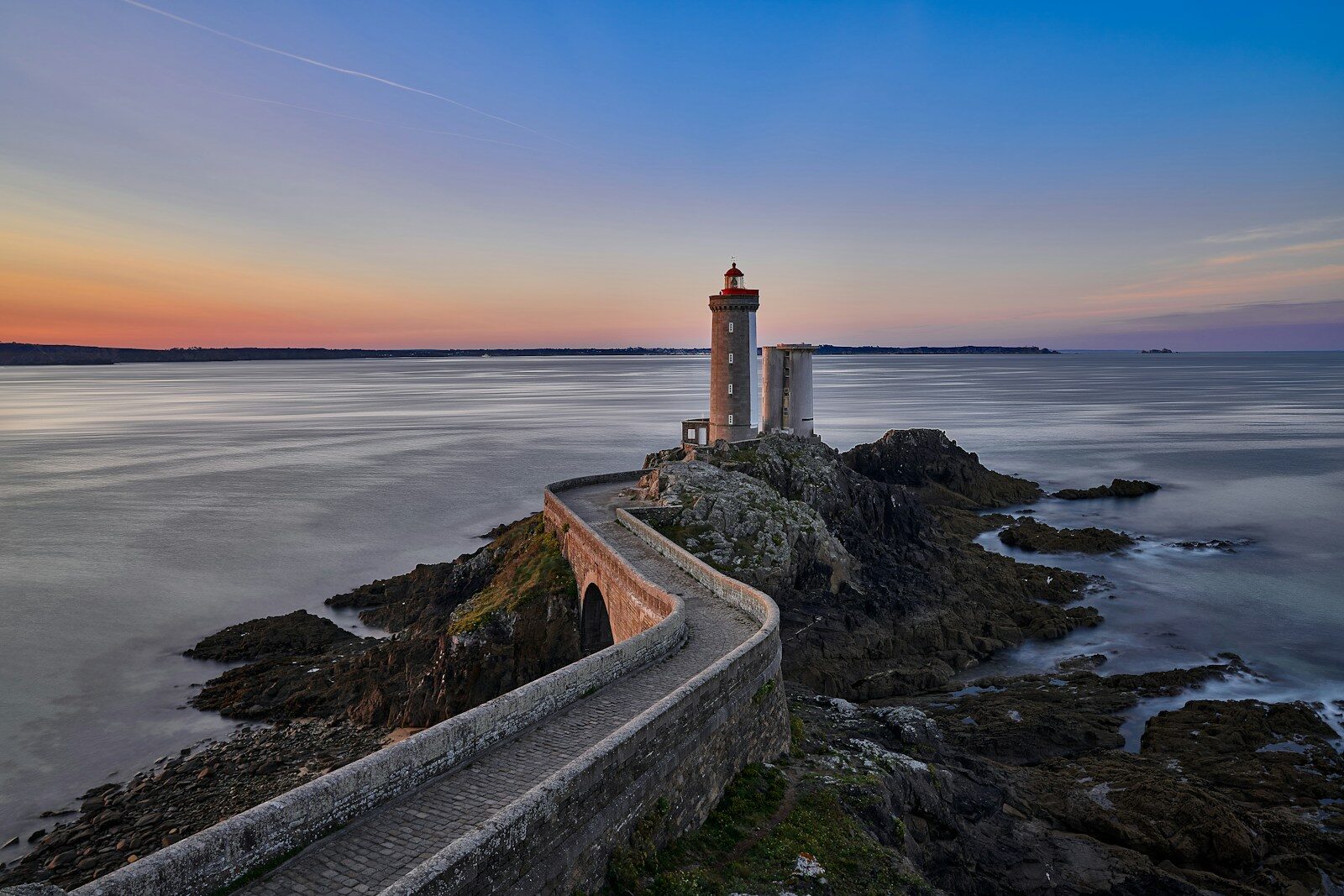 Visiter la Bretagne en groupe : entre littoral, patrimoine et traditions bretonnes
