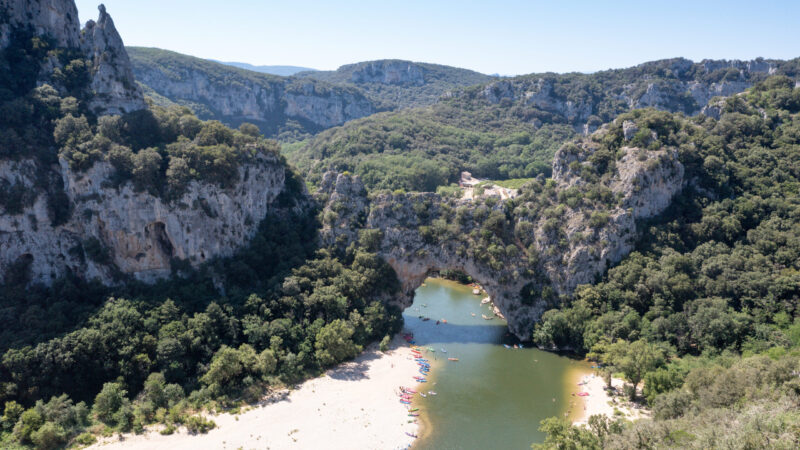 Pourquoi vous devez visiter les gorges de l’Ardèche en groupe