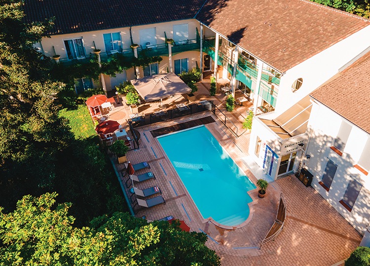 Hôtel Mercure Castres L’Occitan avec piscine extérieure à Castres