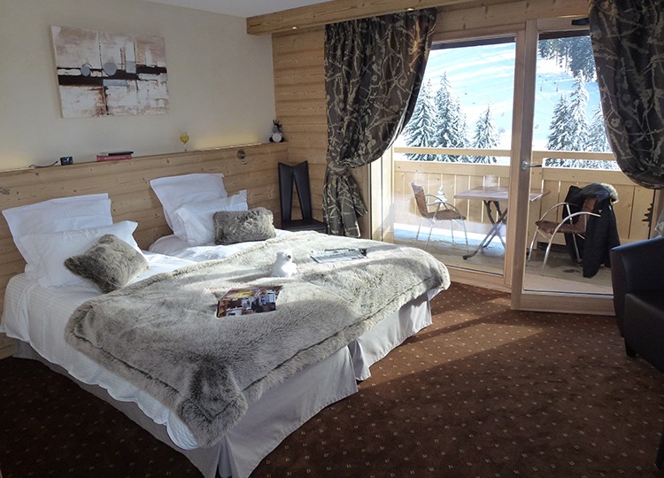 Chambre avec vue sur les montagnes pour séjour randonnée dans le massif des Aravis